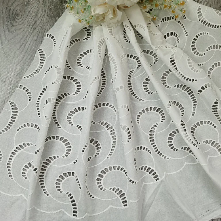 100% cotton embroidered hollow - огляд і ціна Sewing Eyelet Fabric